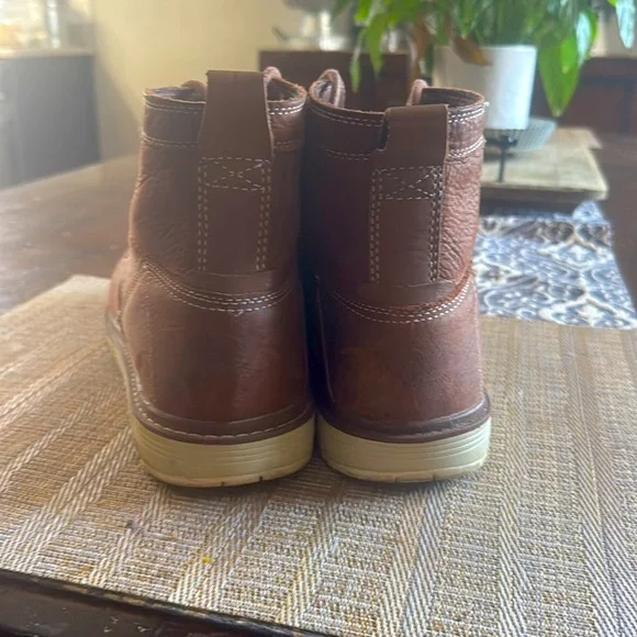 Keen Men's Brown Leather Boots - Picture 2 of 3